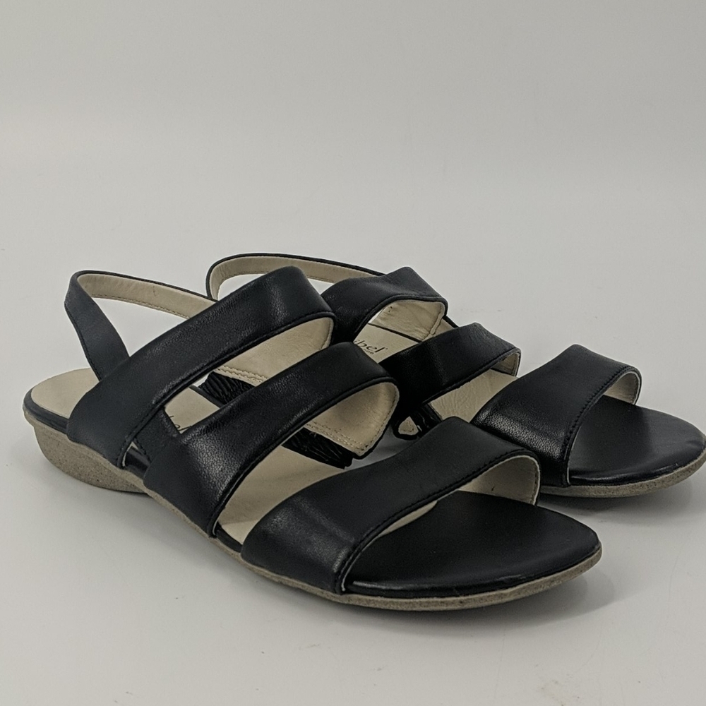 NWOT JOSEF SEIBEL Germany Leather Strappy Sandal